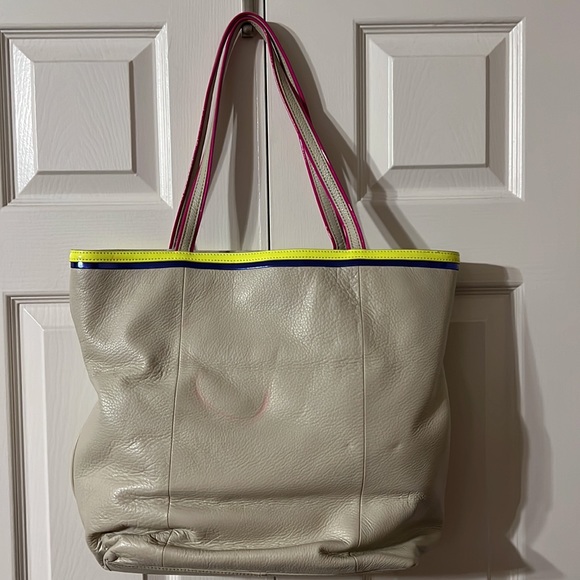 Betsy Johnson tote purse - Picture 5 of 11